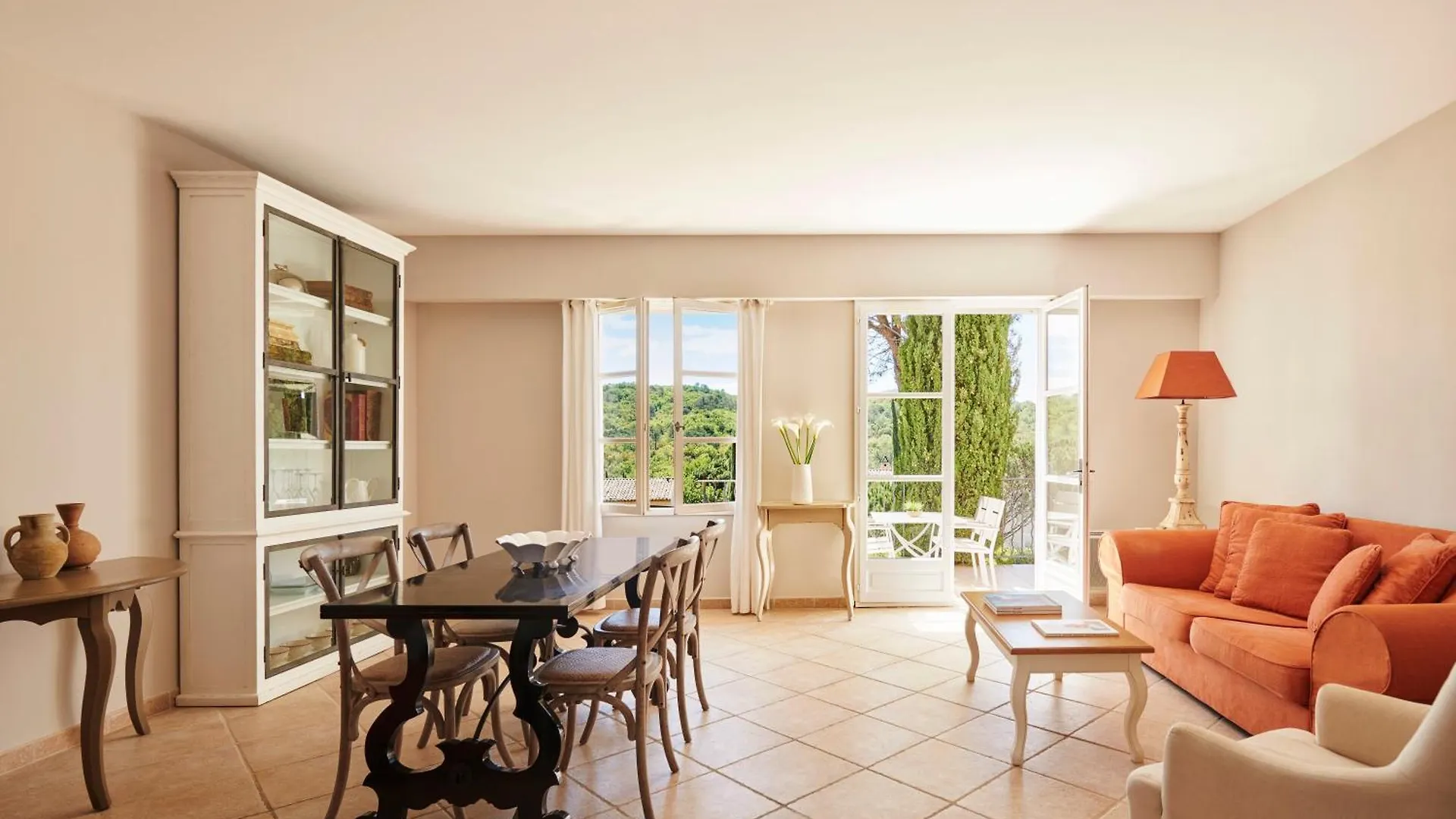Saint-Tropez Golf Residences 0*,  France