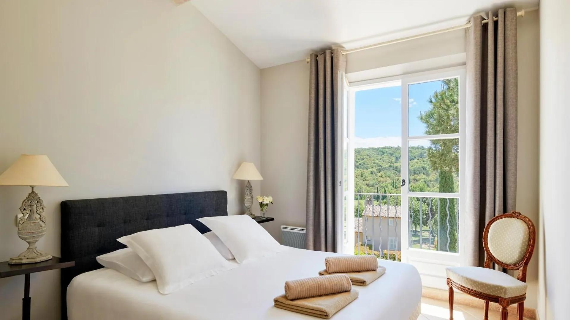 Saint-Tropez Golf Residences 別荘